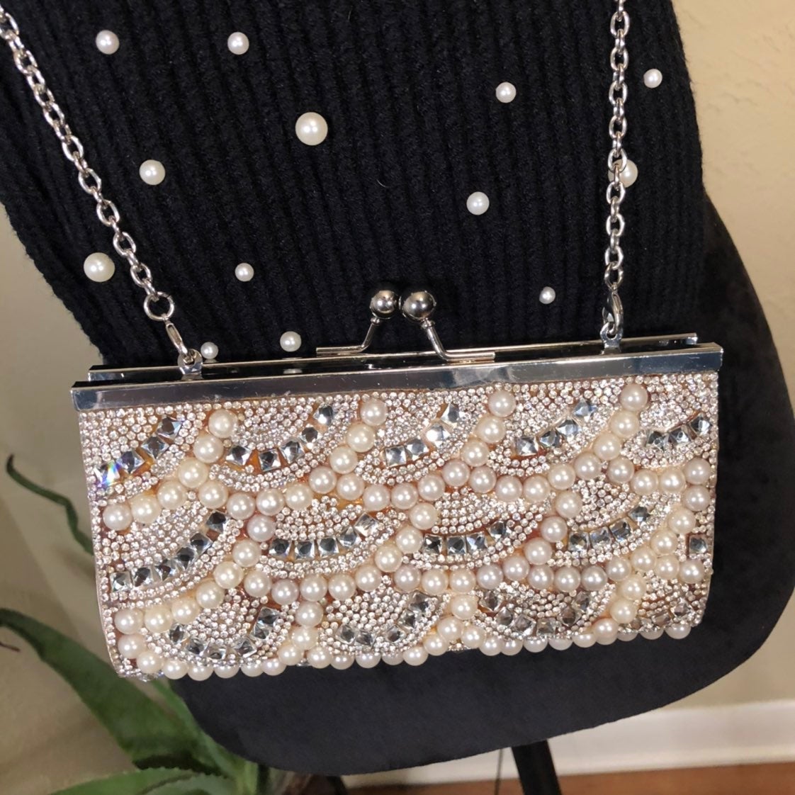 Charming Charlie Evening Clutch Cream 8x 4 Charming Charlie Evening Clutch Cream 8x 4